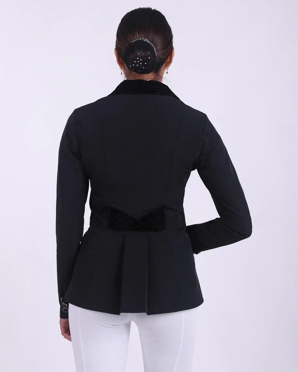 QHP Delhia Competition Jacket - Short Tails