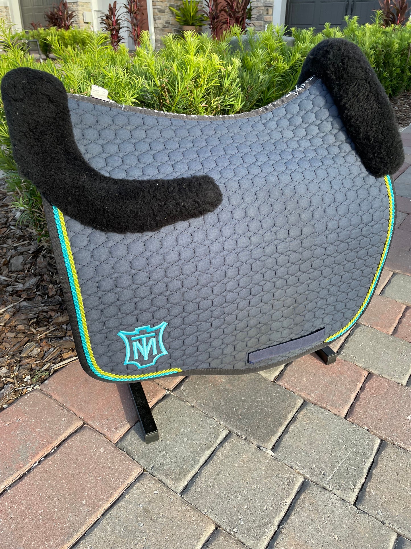 E.A. Mattes Eurocut Dressage Saddle Pads