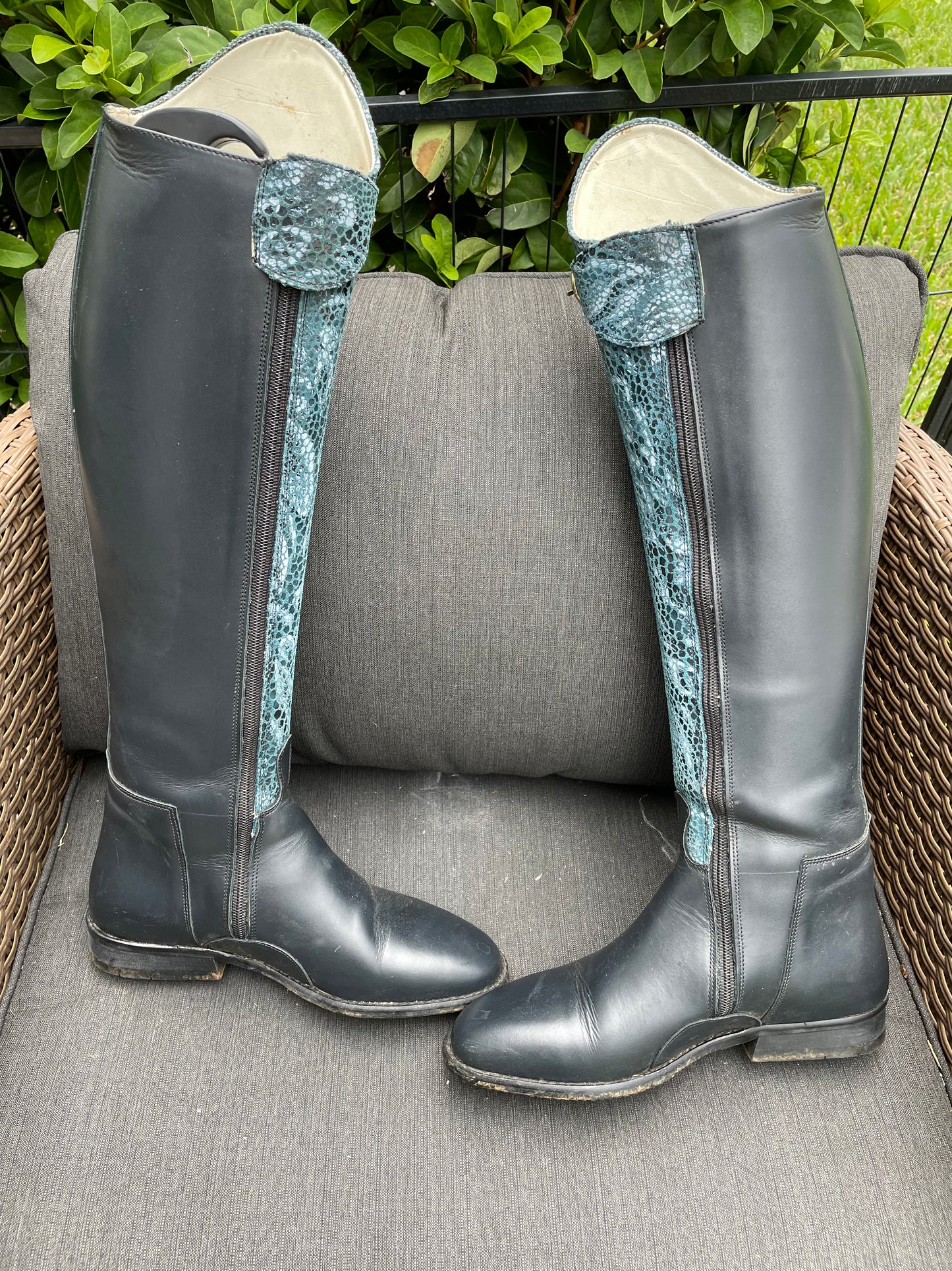 Derby Floral Dress Boots - EU 39 Foot / 47 Height / 36 Calf