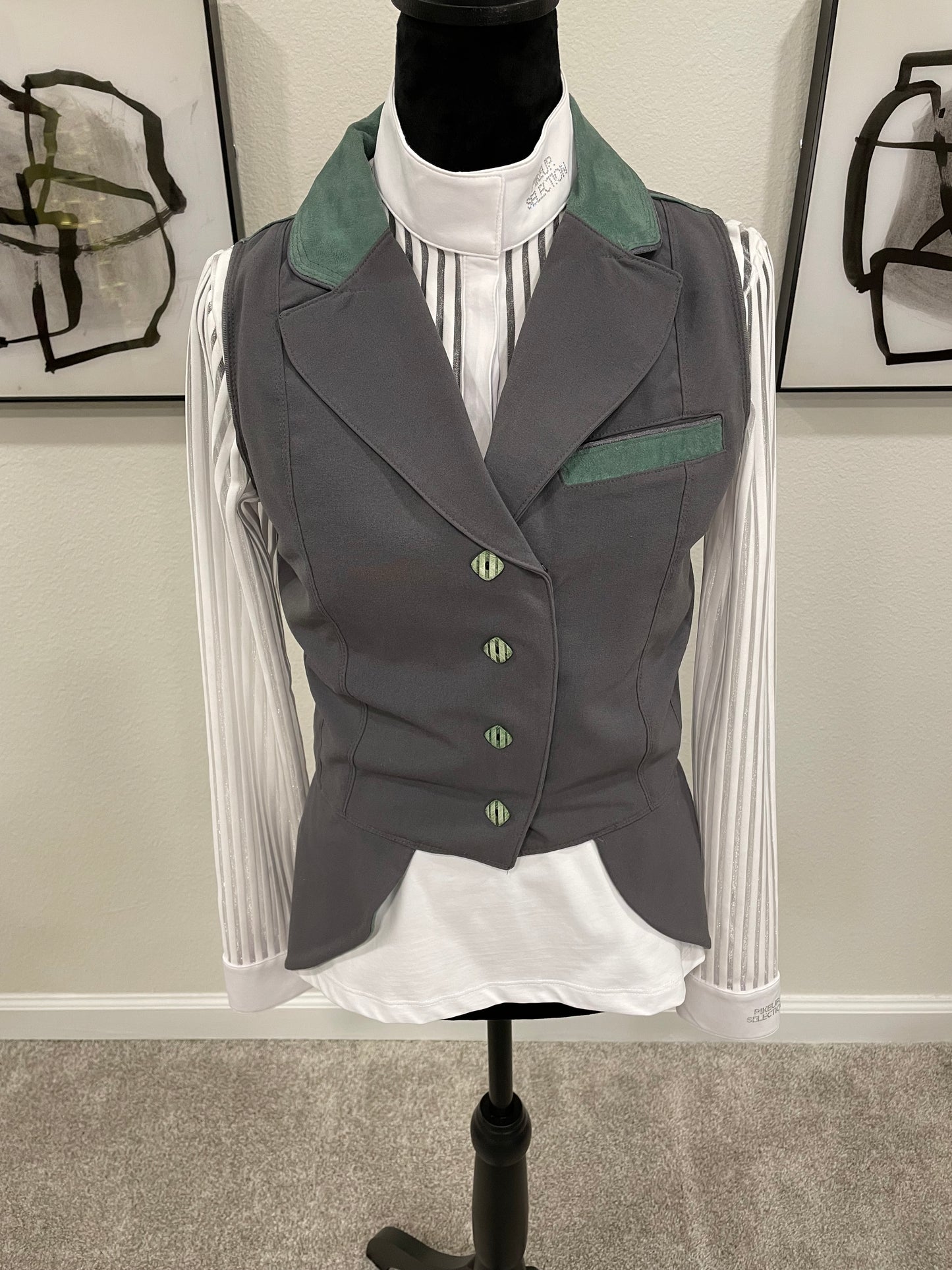 Southeast Sport Horse Competition Vest by Jo - Gray - Small