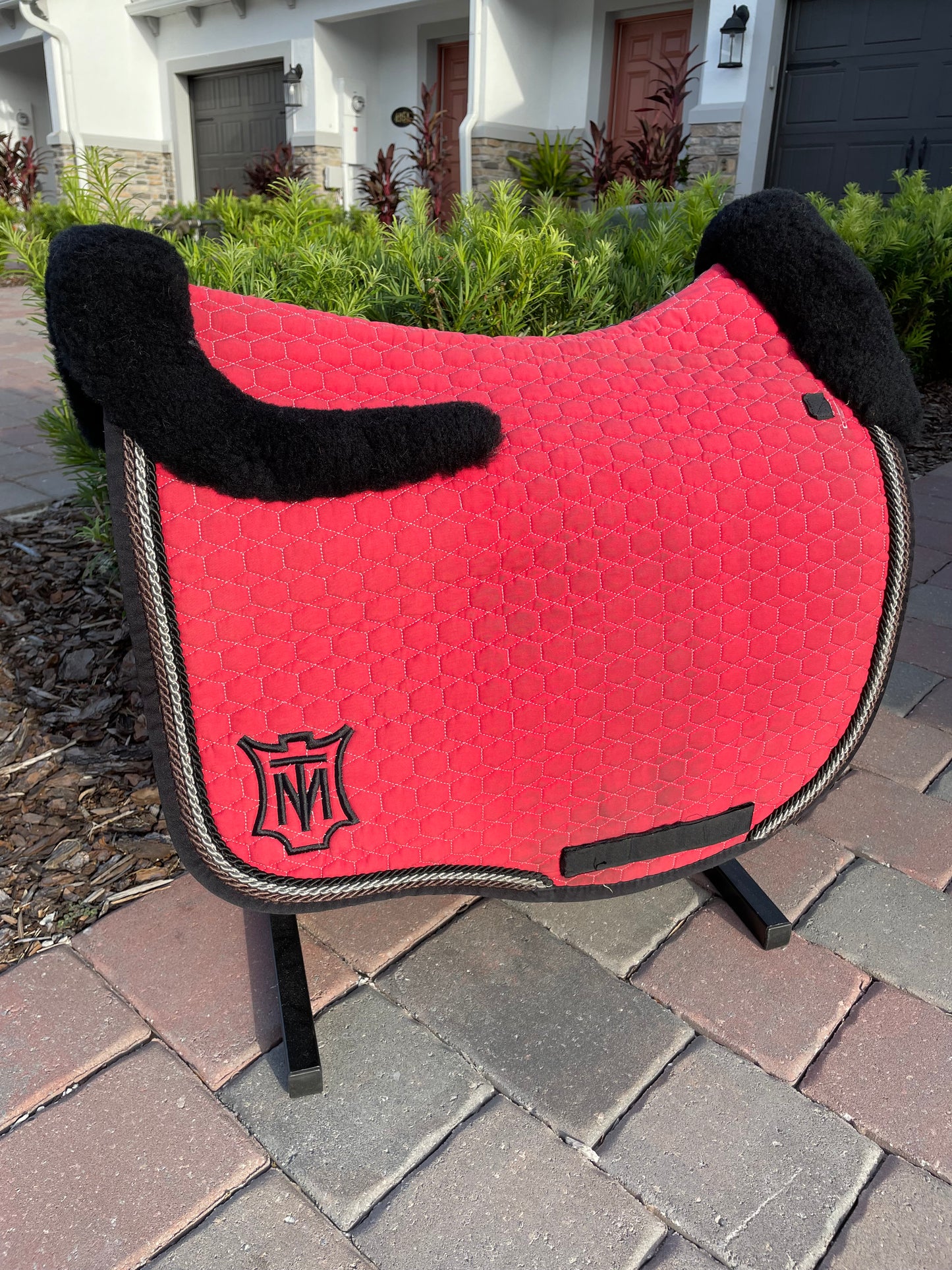 E.A. Mattes Eurocut Dressage Saddle Pads