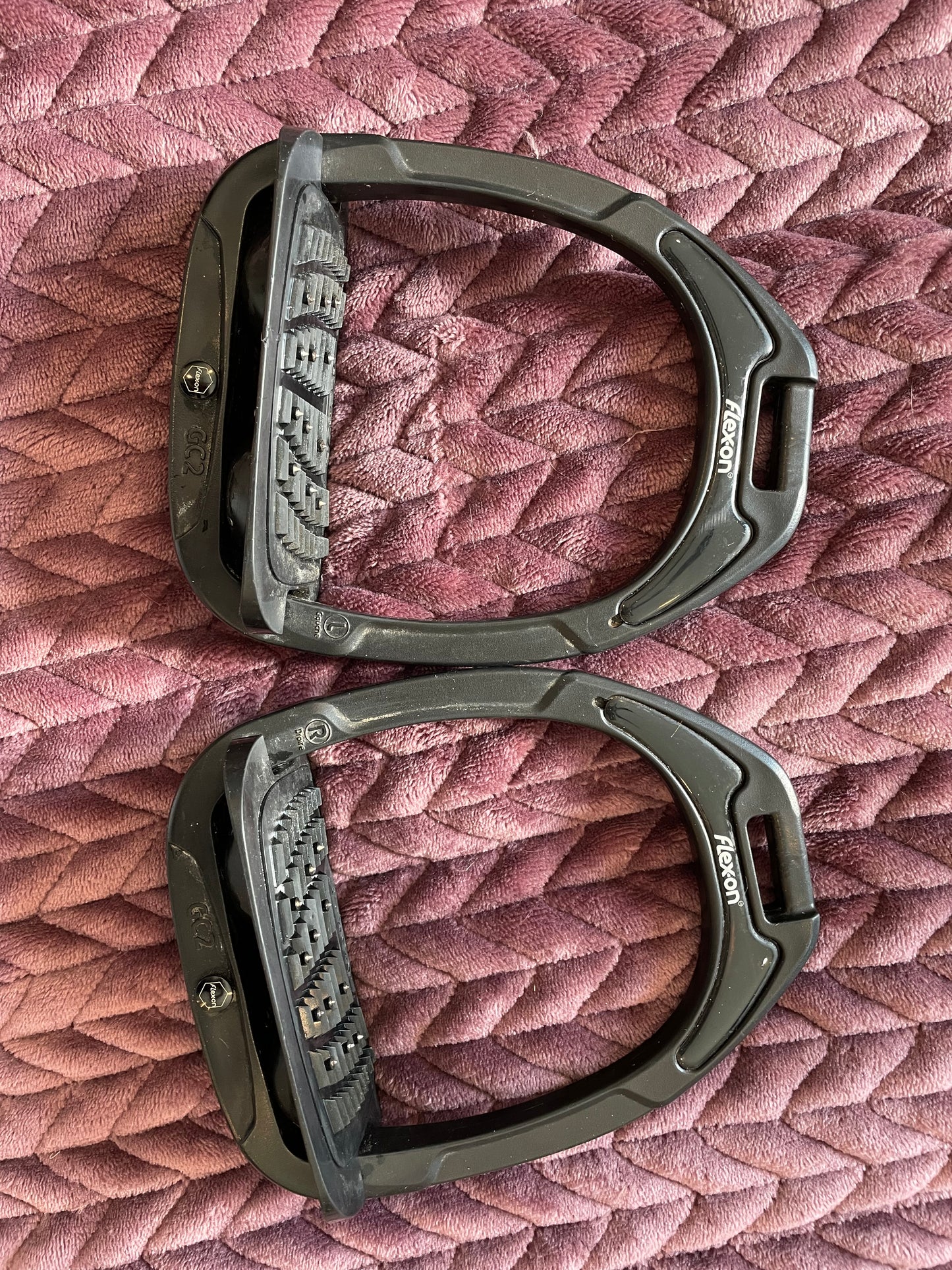 Flex On Green Composite Ultra Grip Incline Stirrups