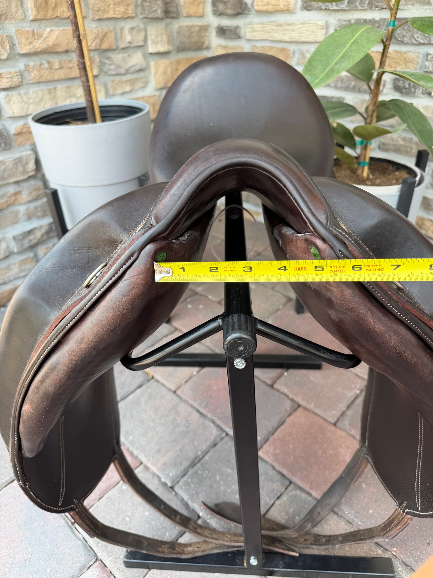 2014 17.5” Devoucoux Mendia Dressage Saddle - Normal Tree - Brown