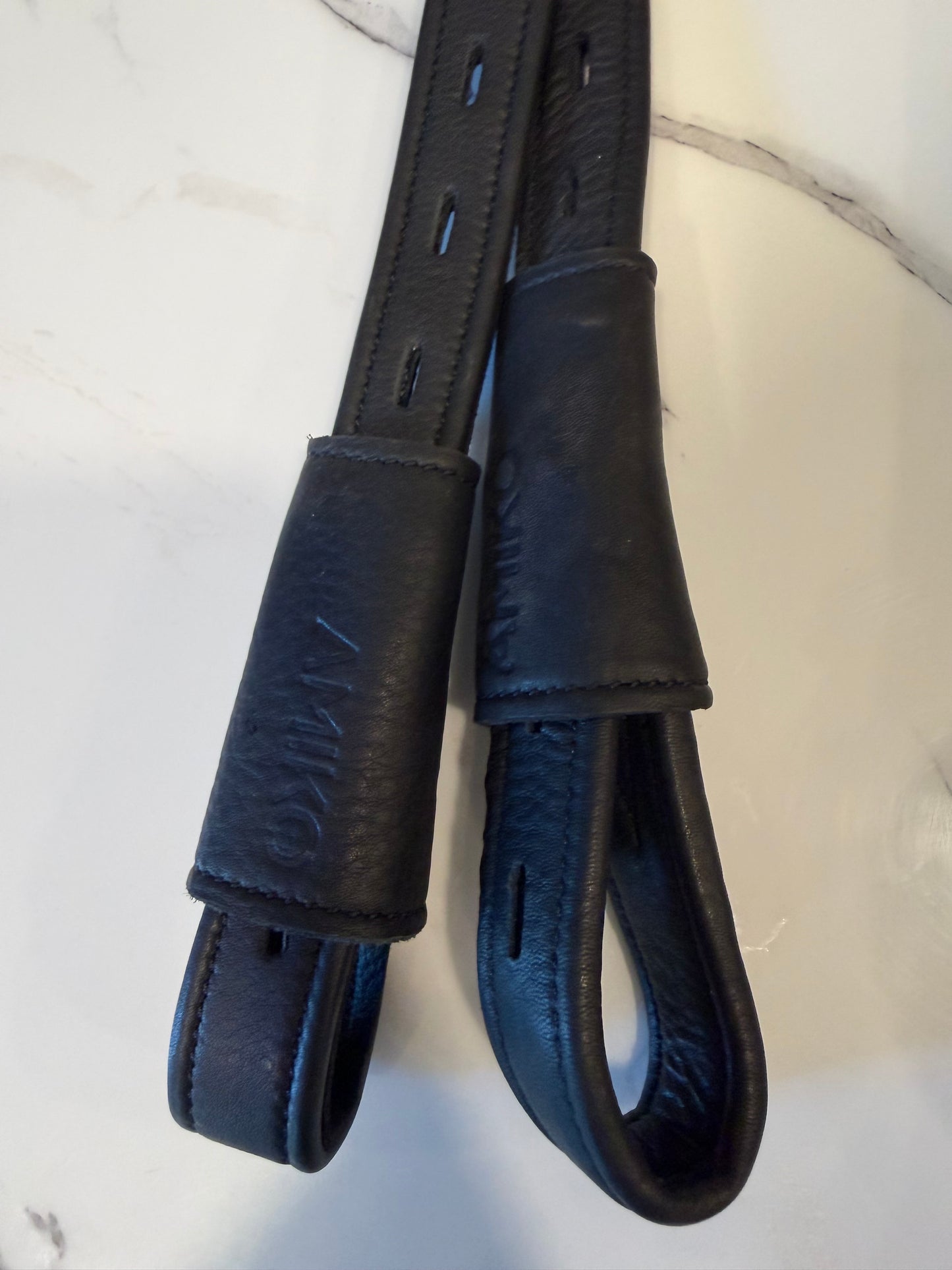 Amiko 70 cm Mono Stirrup Leathers