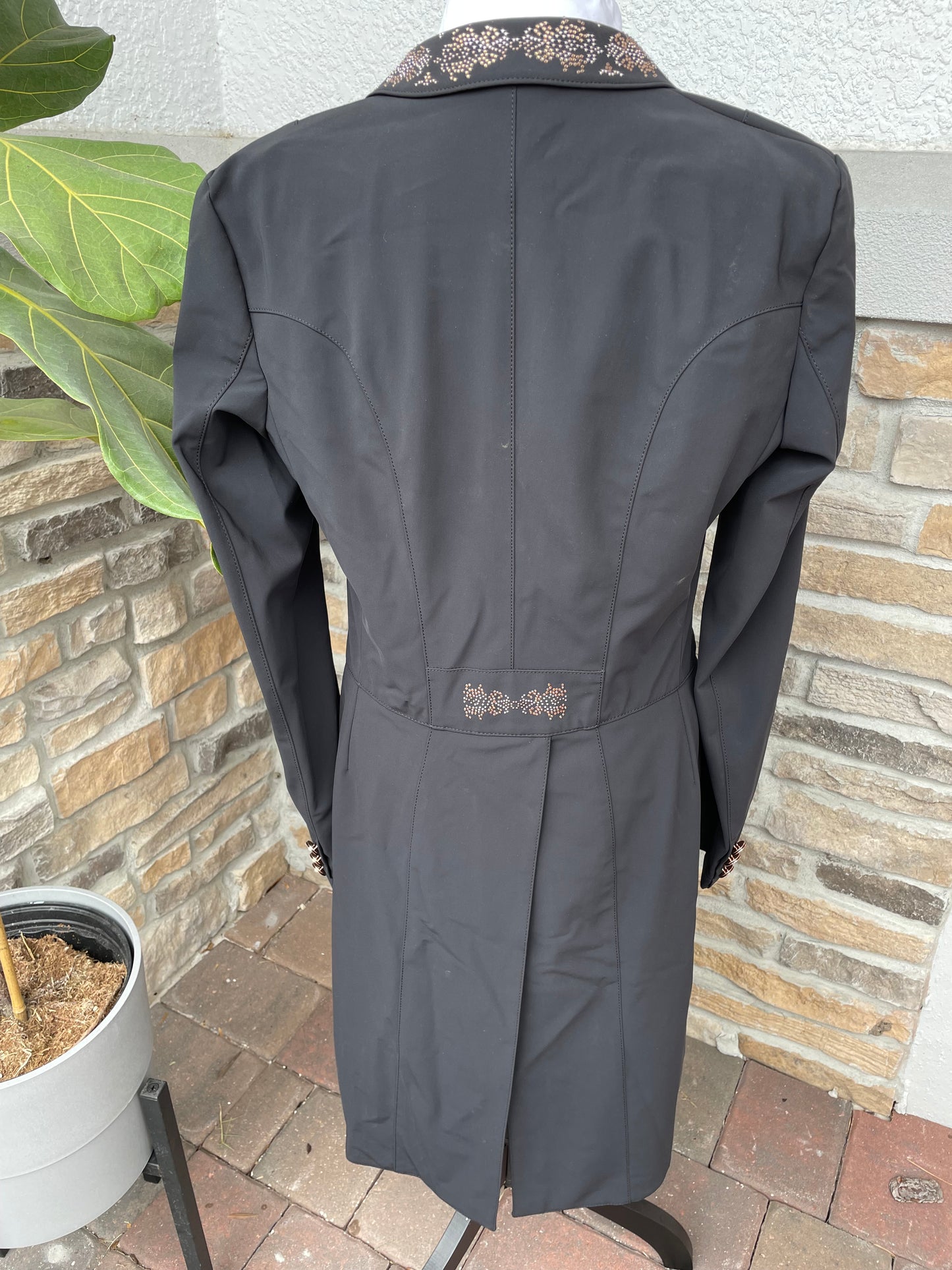 Pikeur Lilien Pure Rose Tailcoat - US14L