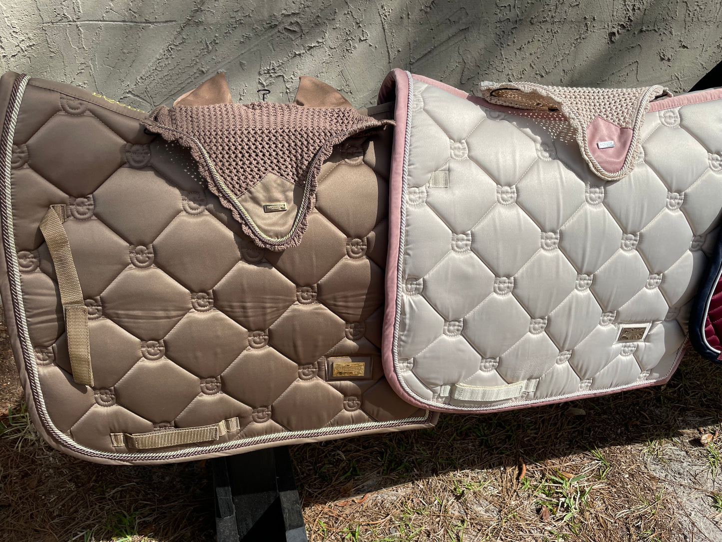 Equestrian Stockholm Pads with Bonnets