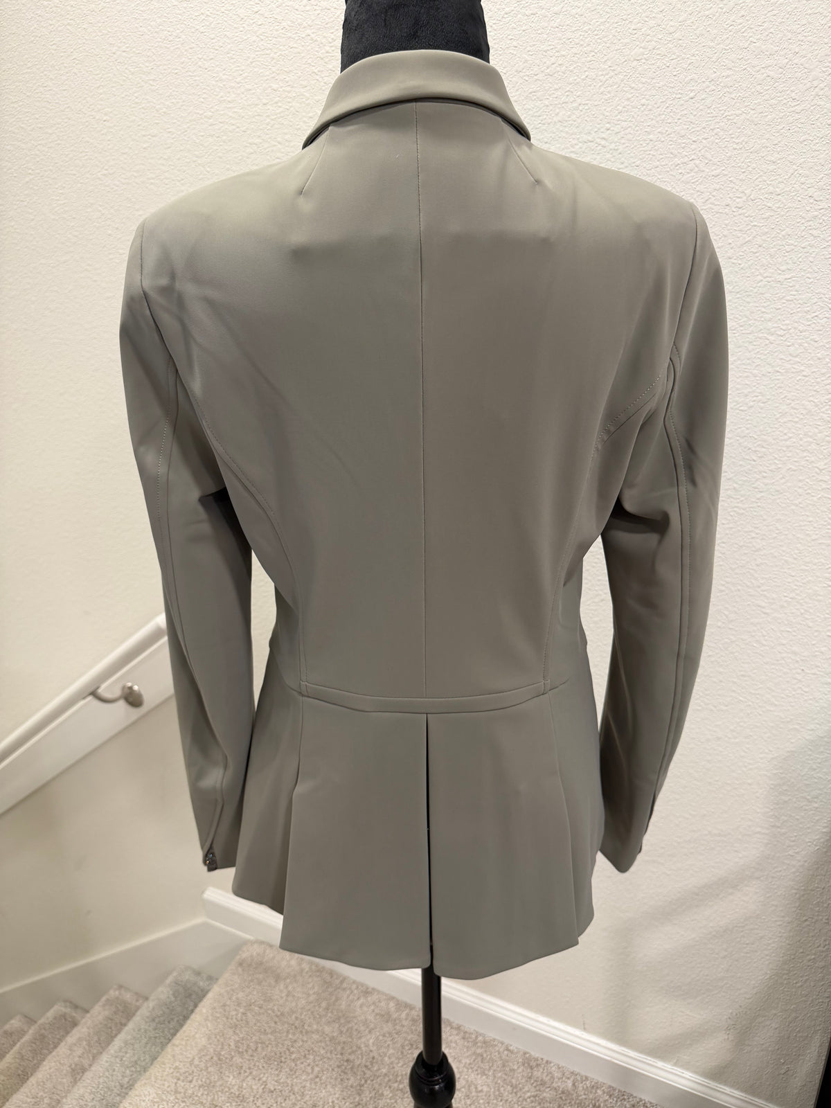 Samshield Victorine Limited Edition Swarovski Crystal Show Jacket - Sage - NEW - US 10 / FR 40