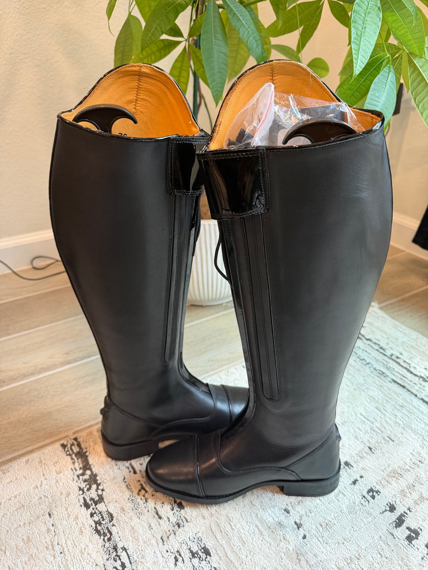 HKM Trinity Dress Boot - Black/Rose Gold - EU 36 cm Foot / 42 cm Height / 35-36.5 cm Calf - NEW