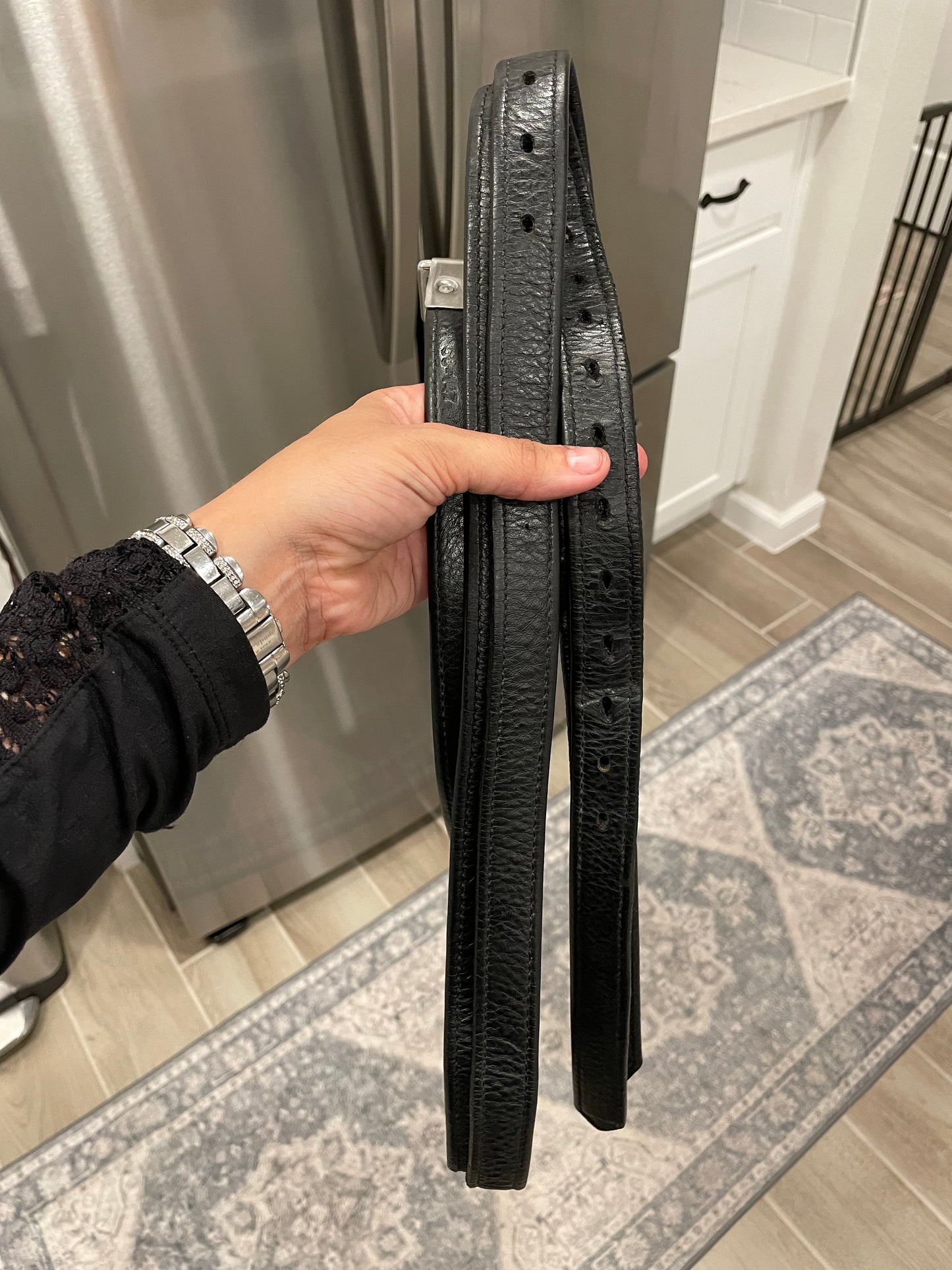 Bates Luxe Covered Lined Stirrup Leathers - Black 54”
