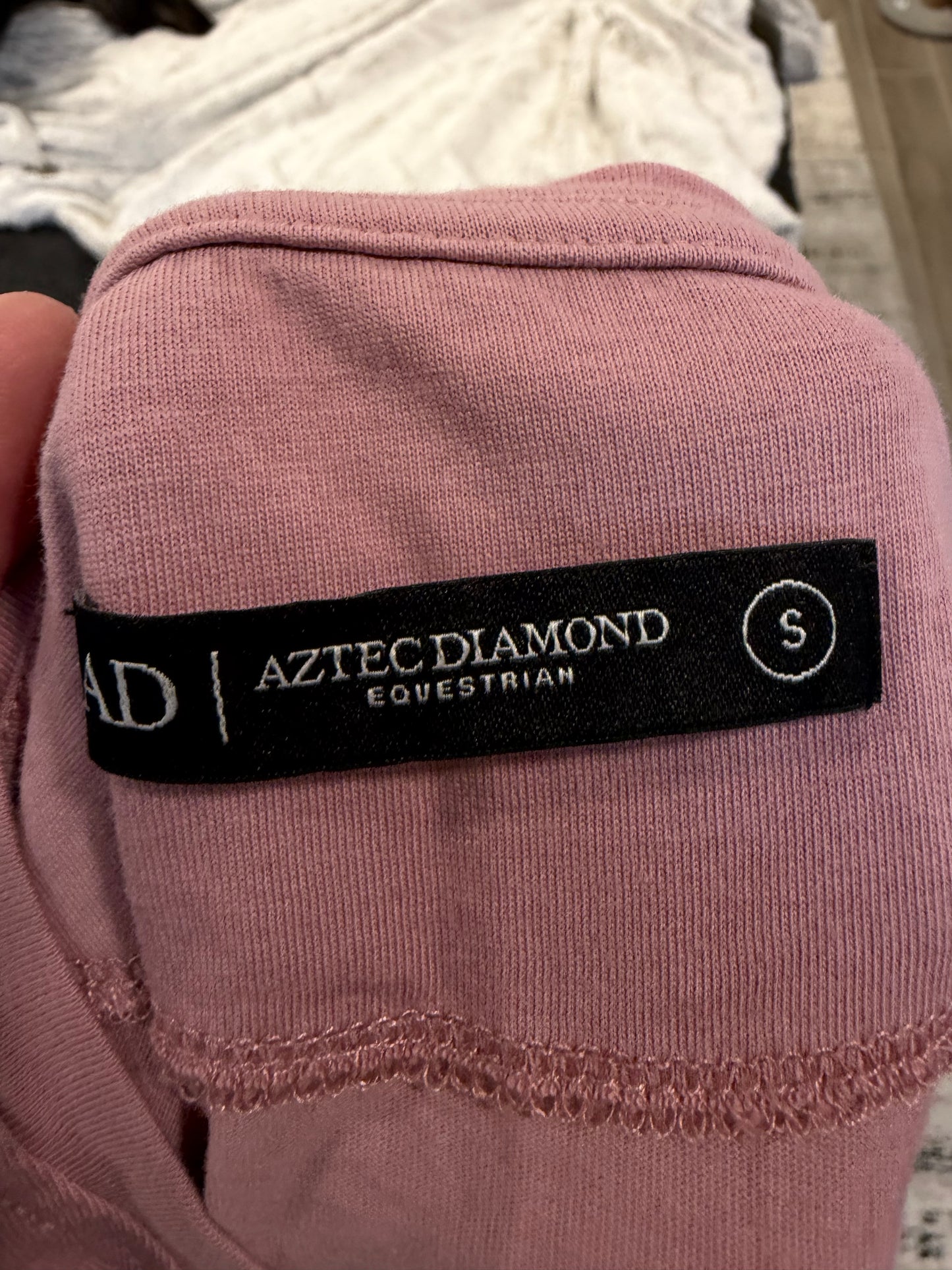 Aztec Diamond Graphic Tee - Pink