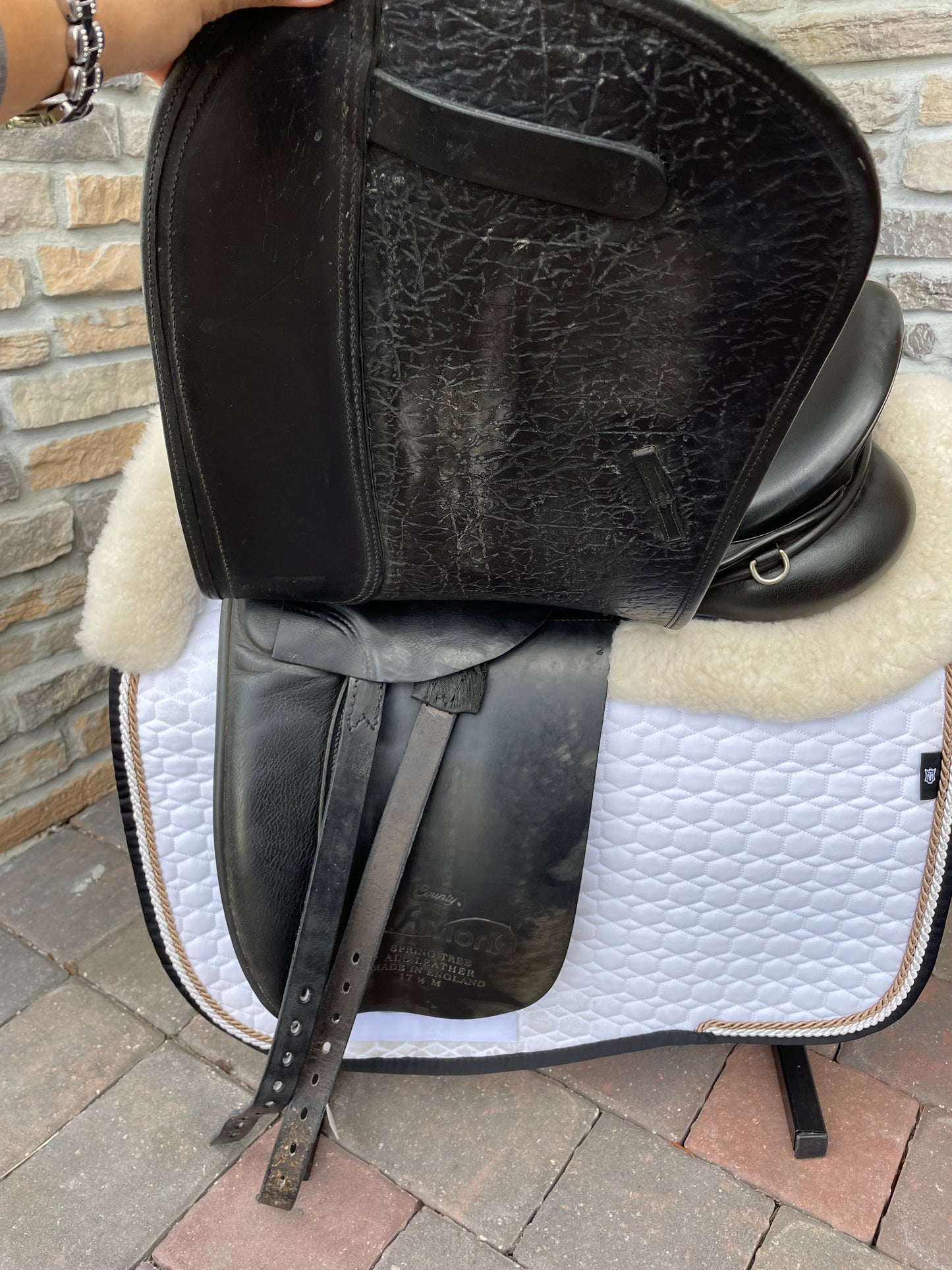 2014 County Fusion 17” Dressage Saddle - Medium Tree