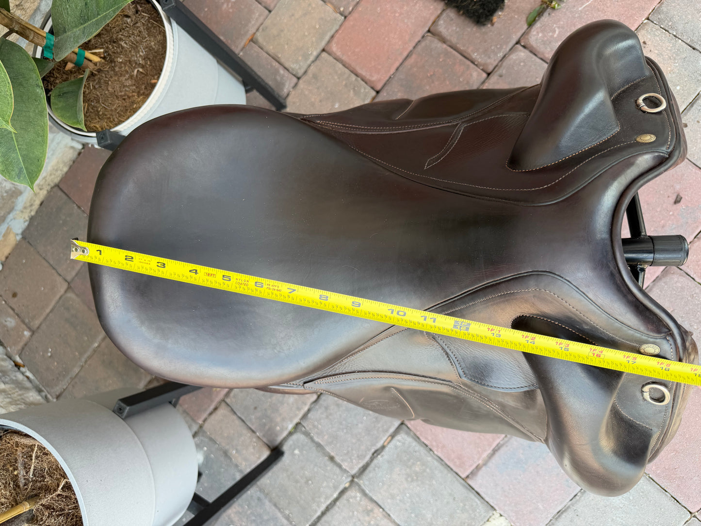 2014 17.5” Devoucoux Mendia Dressage Saddle - Normal Tree - Brown