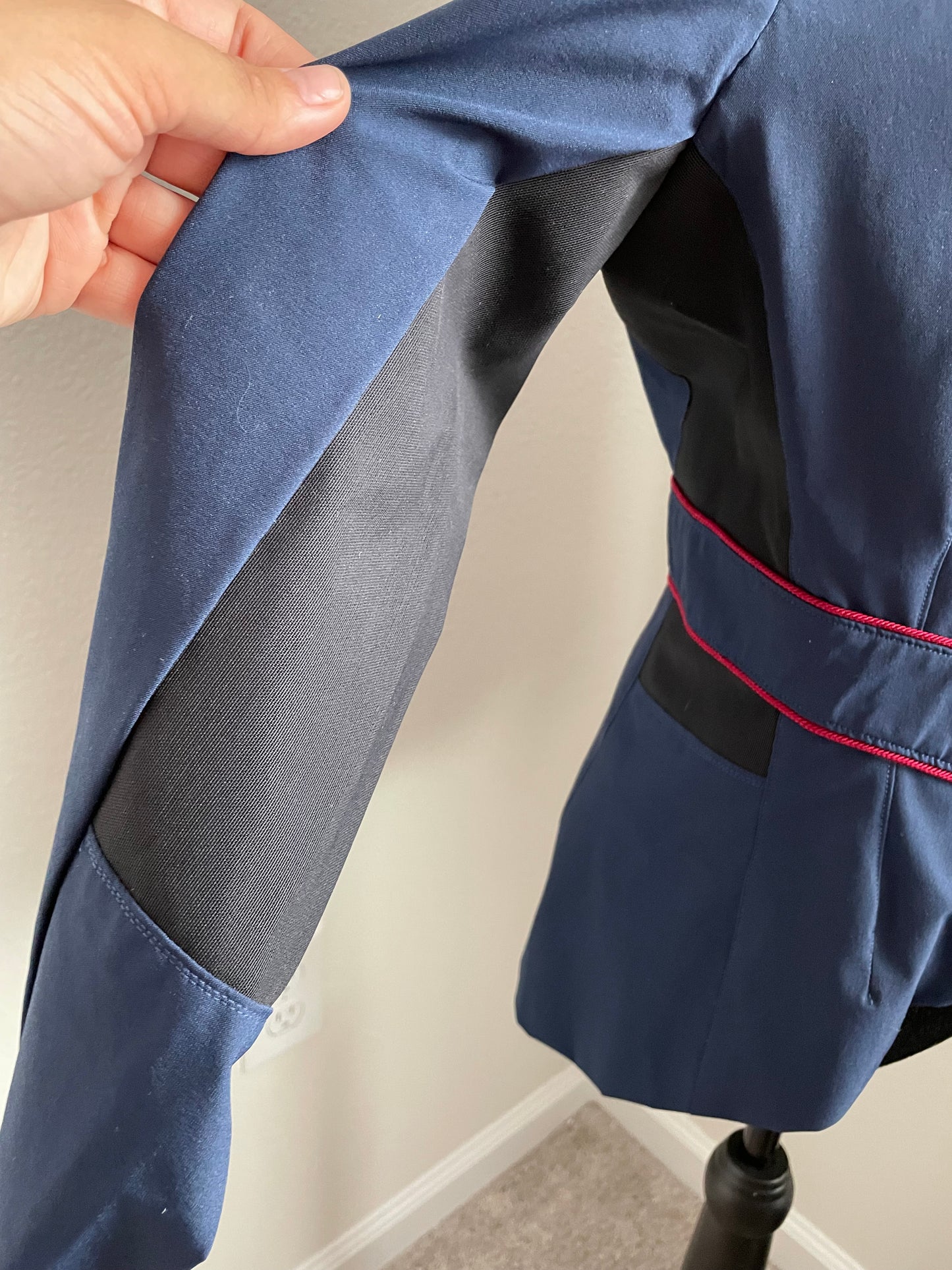 Southeast Sport Horse Competition Coat by Jo - Approximately Size 6-8
