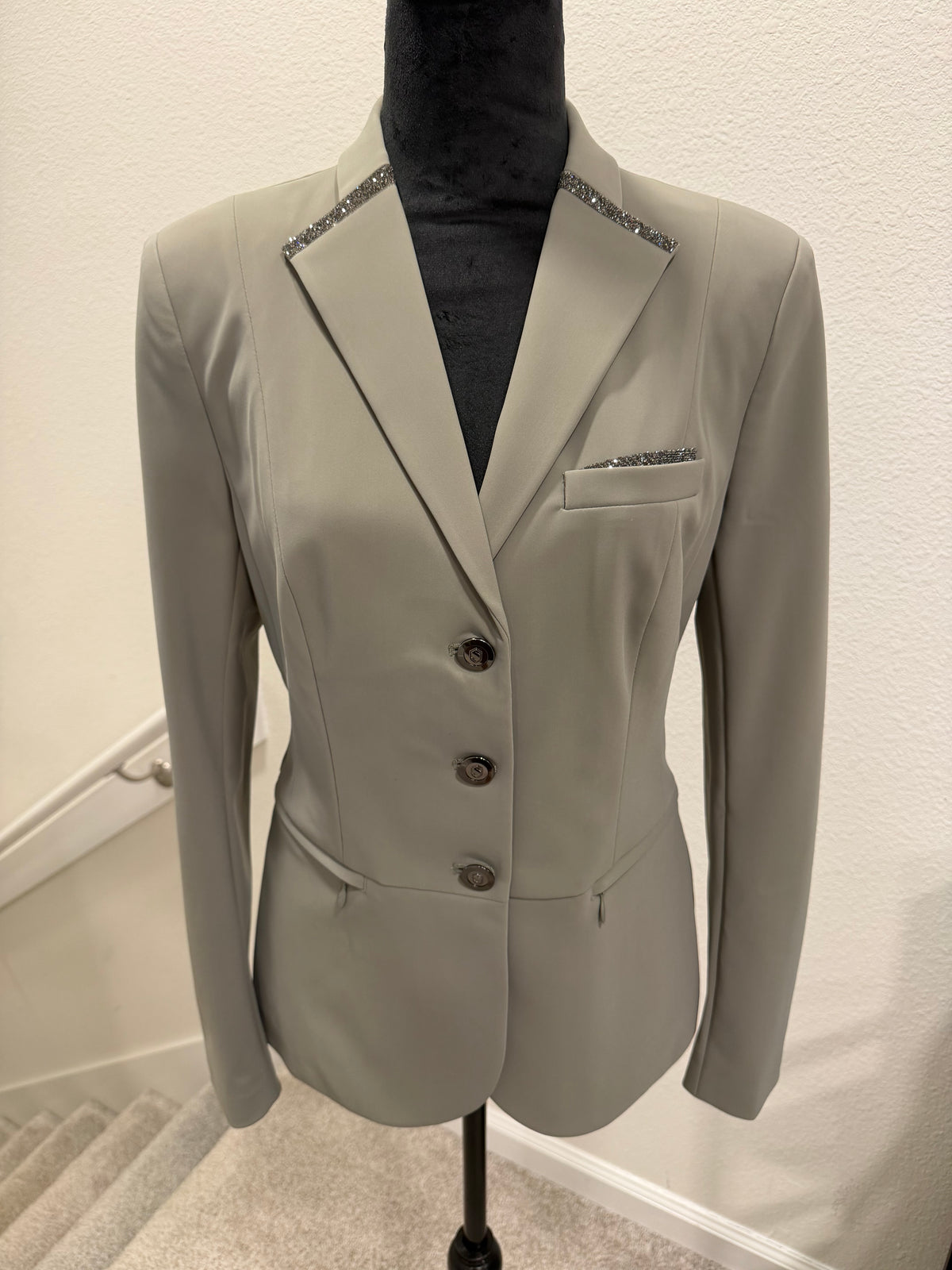 Samshield Victorine Limited Edition Swarovski Crystal Show Jacket - Sage - NEW - US 10 / FR 40