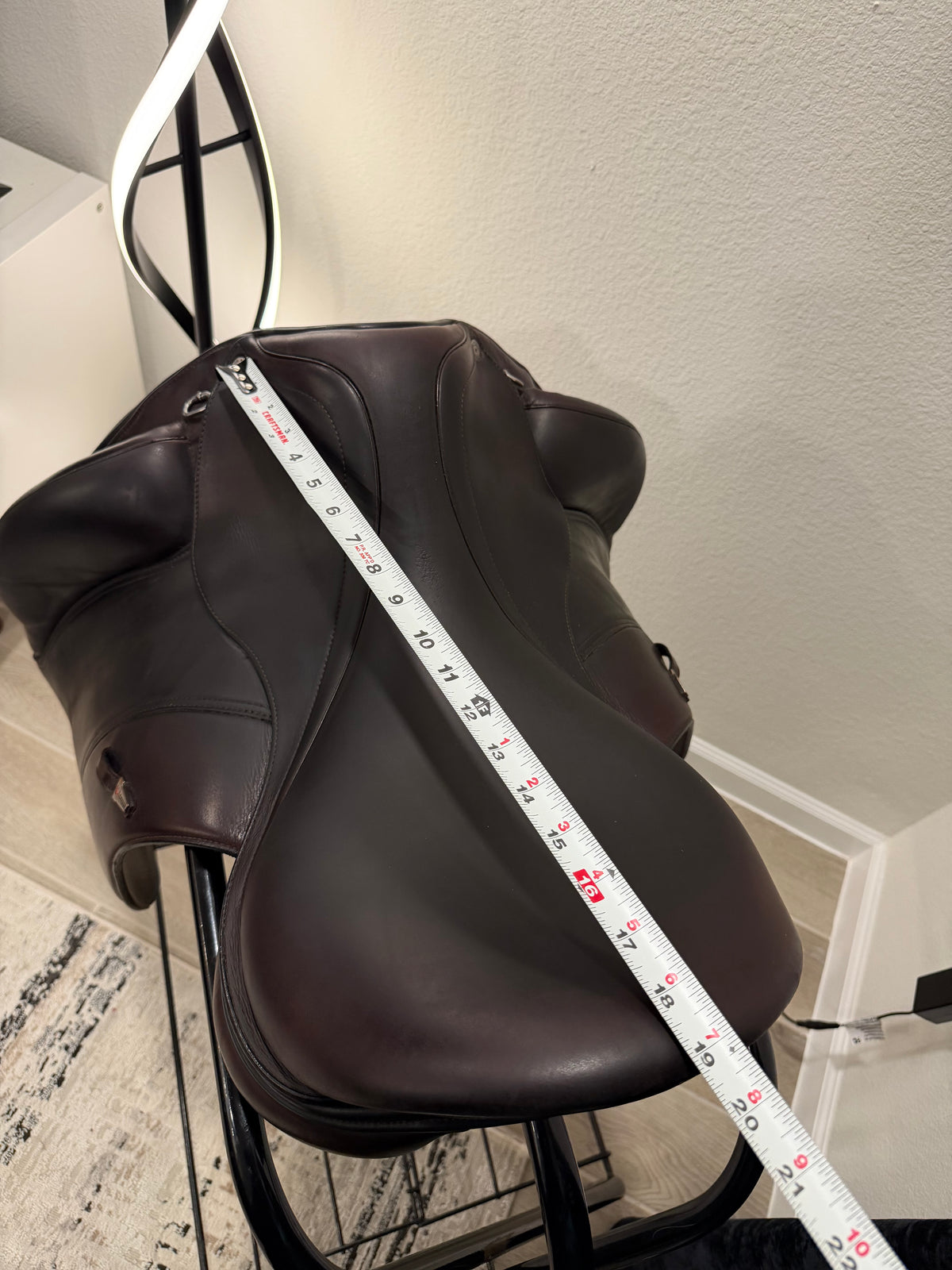 2018 Equipe Viktoria Brown Monoflap Dressage Saddle 18”
