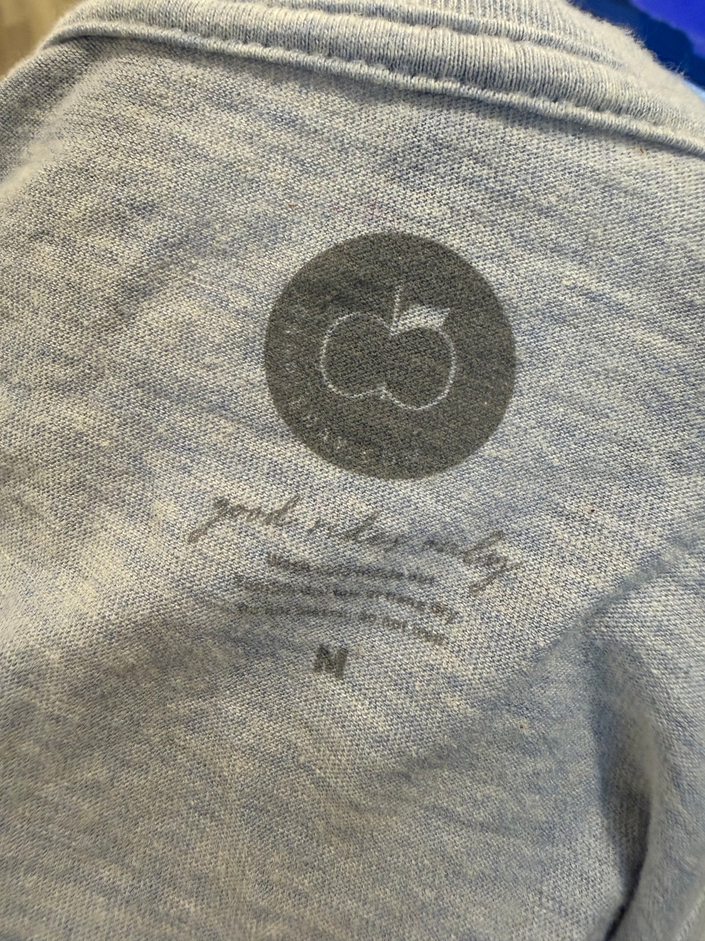 Dapple Bay Graphic Tee
