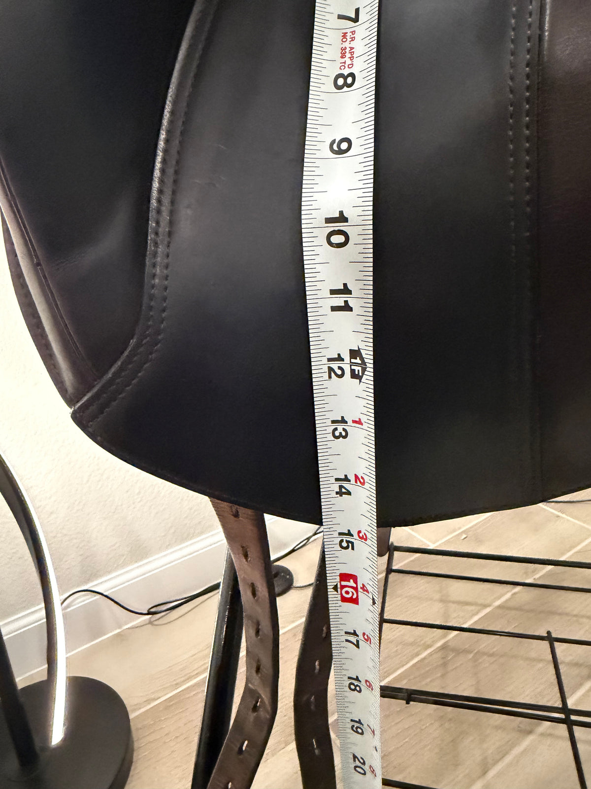 2018 Equipe Viktoria Brown Monoflap Dressage Saddle 18”