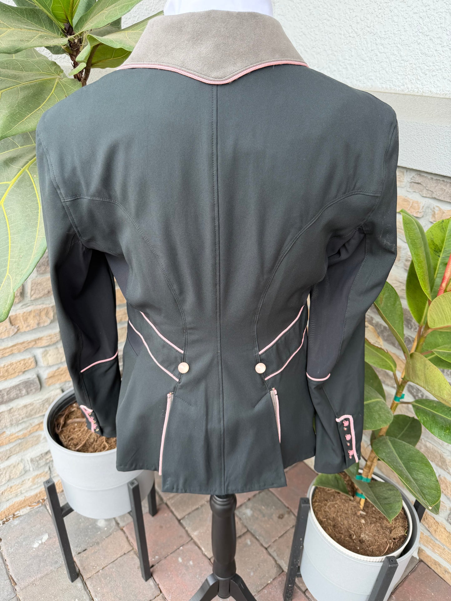 Custom Southeast Sport Horse Jacket - Black - US 6/8