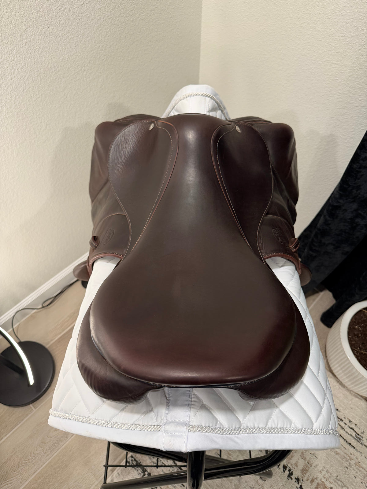 2021 18” Devoucoux Chiberta O Jump Saddle - Normal Tree