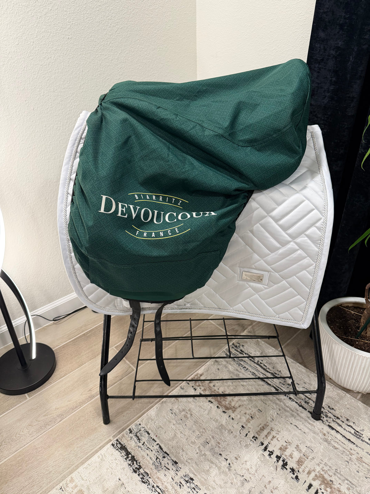18-18.5” Devoucoux Makila Harmonie Black Dressage Saddle