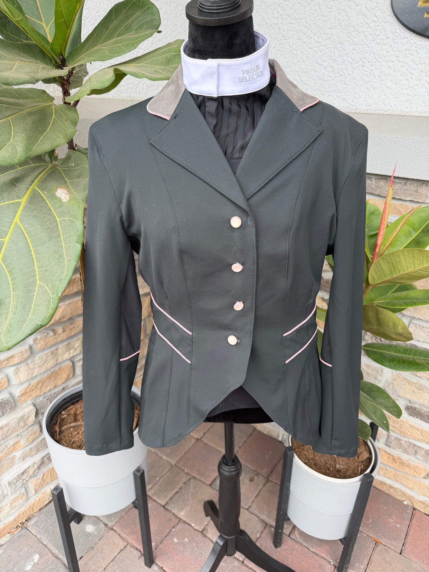 Custom Southeast Sport Horse Jacket - Black - US 6/8