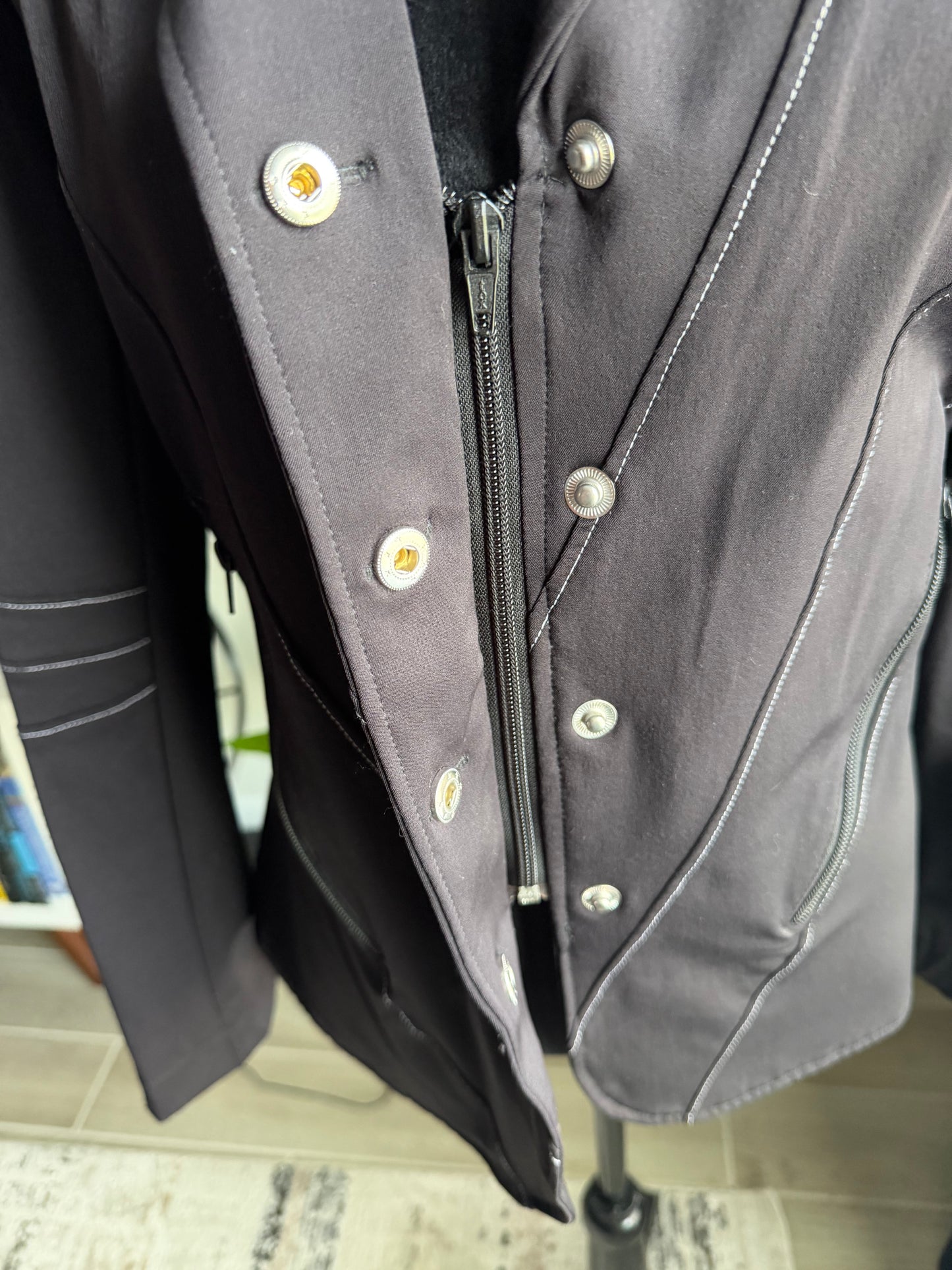 Equine Couture Italia Show Jacket - US 8 / Medium