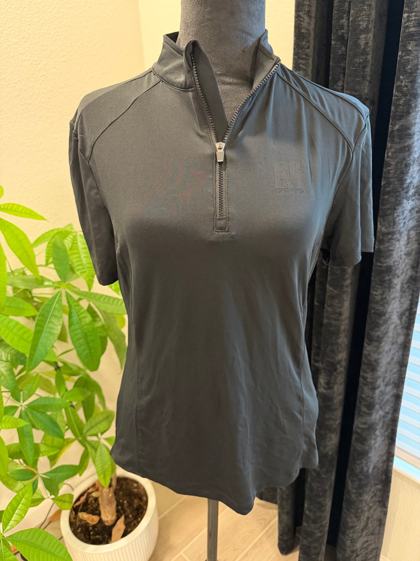Catago Fir-Tech Black Zip Performance Shirt
